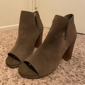 Steve Madden booties